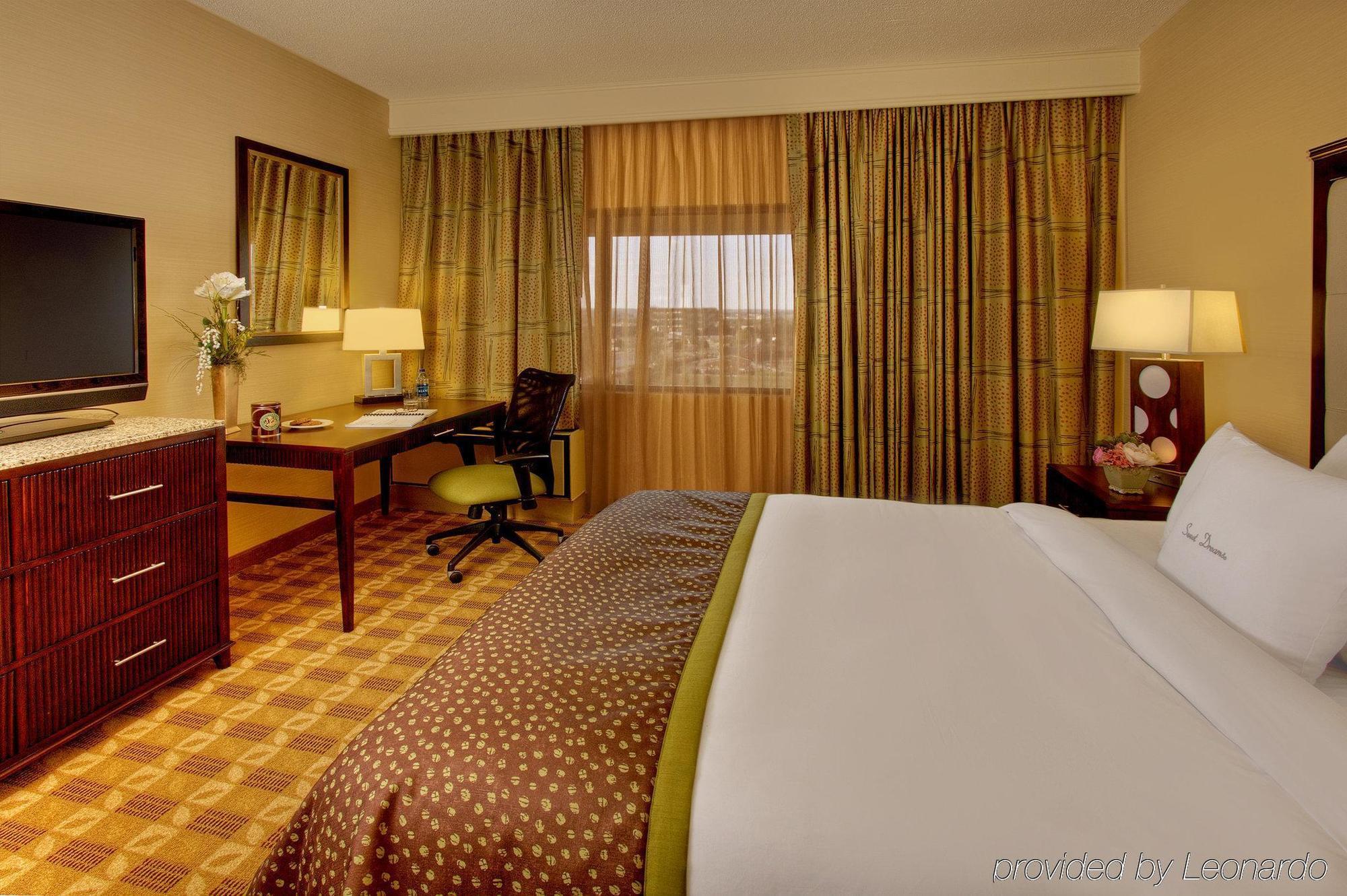 Doubletree By Hilton Little Rock Ξενοδοχείο Δωμάτιο φωτογραφία